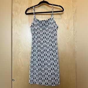 Stylish Black and White Patterned Dress